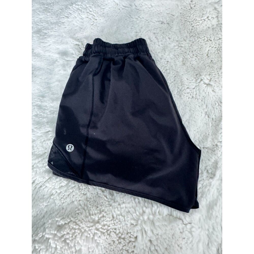 Lululemon Hotty Hot Shorts Black Size 6 2.5" Running Athletic Activewear